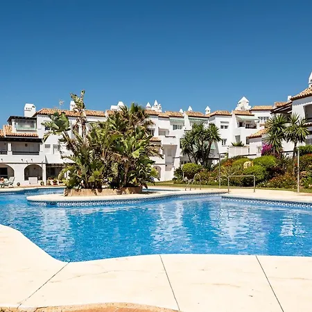 Apartamento En Primera Linea De Playa Lucera Apartment *